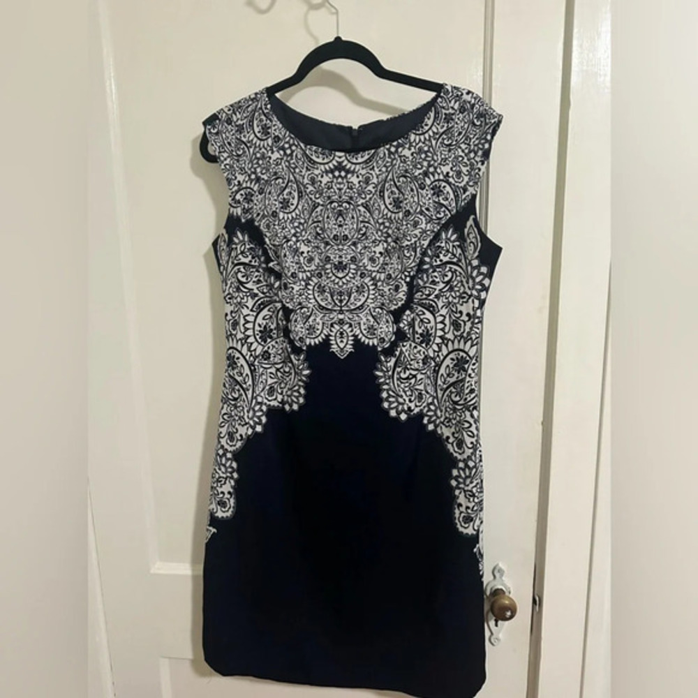 I LE womens‎ dress.